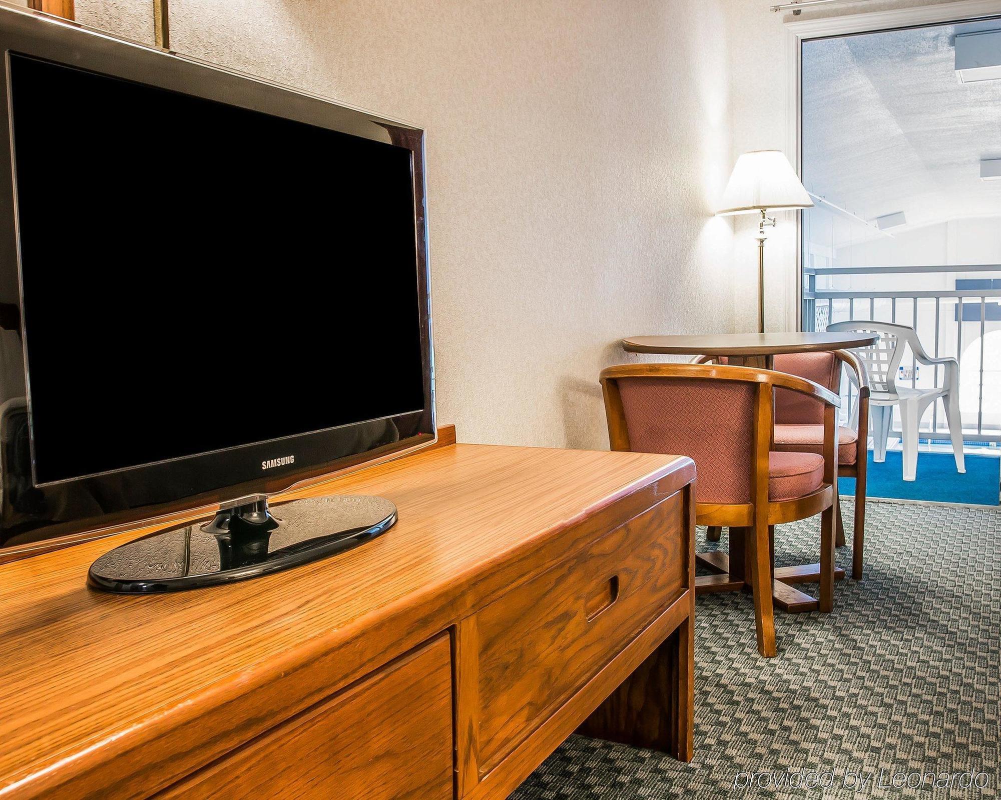 Dunes Express Inn And Suites Hart Ngoại thất bức ảnh