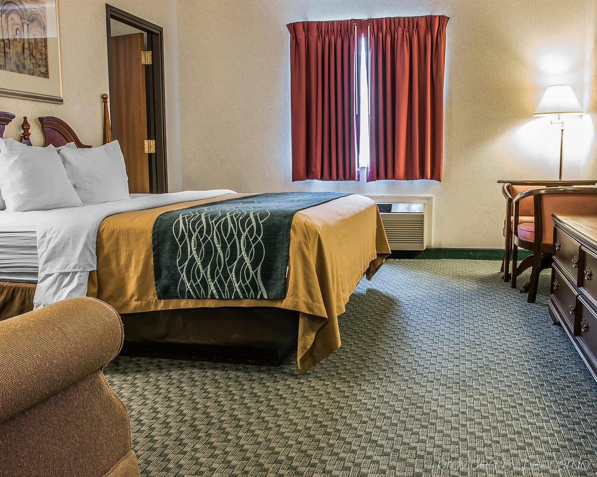 Dunes Express Inn And Suites Hart Ngoại thất bức ảnh