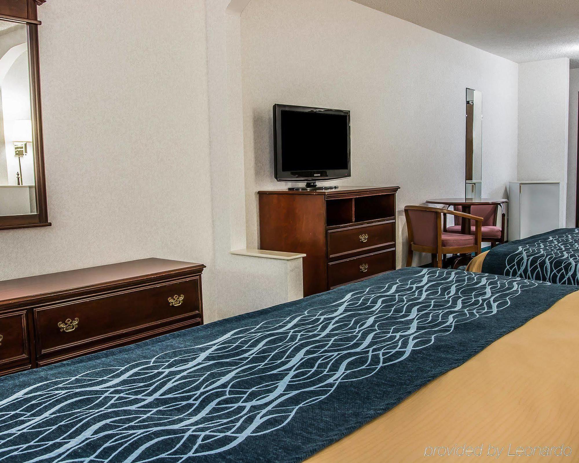 Dunes Express Inn And Suites Hart Ngoại thất bức ảnh