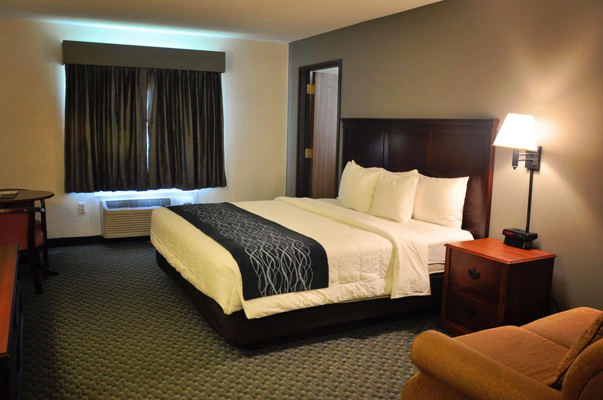 Dunes Express Inn And Suites Hart Ngoại thất bức ảnh