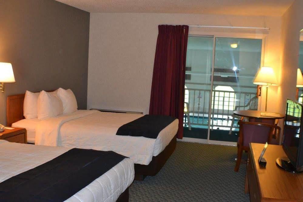 Dunes Express Inn And Suites Hart Ngoại thất bức ảnh